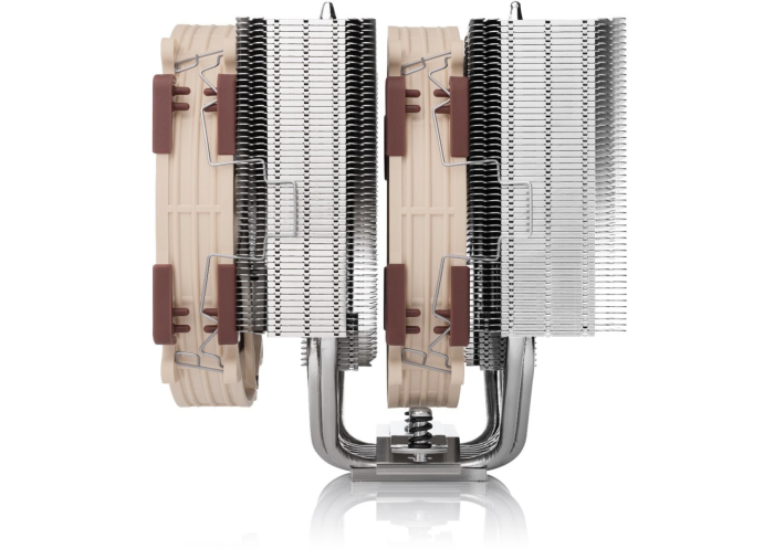 Der Abstand der beiden Kühltürme wurde leicht reduziert. Auf einer Seite wurden die Lamellen gekürzt, um hohen Arbeitsspeicher zu ermöglichen. (Quelle: Noctua)